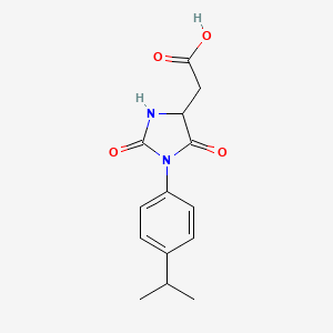 {2,5-Dioxo-1-[4-(propan-2-yl)phenyl]imidazolidin-4-yl}acetic acid
