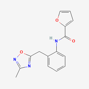 molecular formula C15H13N3O3 B2631166 N-(2-((3-methyl-1,2,4-oxadiazol-5-yl)methyl)phenyl)furan-2-carboxamide CAS No. 1448136-23-9