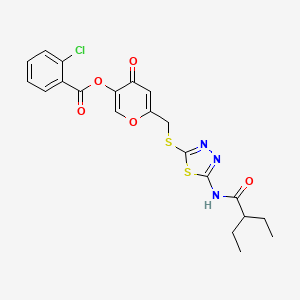 molecular formula C21H20ClN3O5S2 B2631521 6-(((5-(2-ethylbutanamido)-1,3,4-thiadiazol-2-yl)thio)methyl)-4-oxo-4H-pyran-3-yl 2-chlorobenzoate CAS No. 877651-97-3