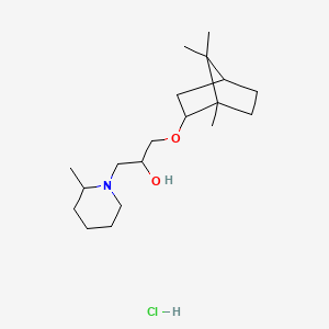 molecular formula C19H36ClNO2 B2632496 1-(2-methylpiperidin-1-yl)-3-(((1S,4R)-1,7,7-trimethylbicyclo[2.2.1]heptan-2-yl)oxy)propan-2-ol hydrochloride CAS No. 1212280-76-6