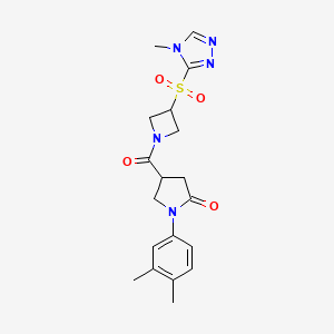 molecular formula C19H23N5O4S B2632759 1-(3,4-dimethylphenyl)-4-(3-((4-methyl-4H-1,2,4-triazol-3-yl)sulfonyl)azetidine-1-carbonyl)pyrrolidin-2-one CAS No. 2034521-73-6