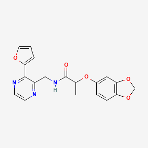 2-(benzo[d][1,3]dioxol-5-yloxy)-N-((3-(furan-2-yl)pyrazin-2-yl)methyl)propanamide