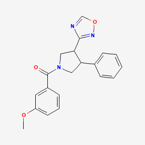 molecular formula C20H19N3O3 B2633312 (3-(1,2,4-恶二唑-3-基)-4-苯基吡咯烷-1-基)(3-甲氧基苯基)甲酮 CAS No. 2034350-27-9