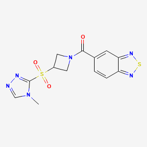 molecular formula C13H12N6O3S2 B2633406 苯并[c][1,2,5]噻二唑-5-基(3-((4-甲基-4H-1,2,4-三唑-3-基)磺酰基)氮杂环丁-1-基)甲苯酮 CAS No. 2034379-56-9