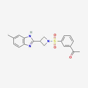 molecular formula C19H19N3O3S B2633826 1-(3-((3-(5-甲基-1H-苯并[d]咪唑-2-基)氮杂环丁-1-基)磺酰基)苯基)乙酮 CAS No. 1396794-50-5