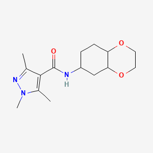 molecular formula C15H23N3O3 B2634900 1,3,5-三甲基-N-(八氢苯并[b][1,4]二氧杂环-6-基)-1H-吡唑-4-甲酰胺 CAS No. 1902926-23-1