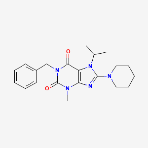 molecular formula C21H27N5O2 B2635268 1-benzyl-7-isopropyl-3-methyl-8-(piperidin-1-yl)-1H-purine-2,6(3H,7H)-dione CAS No. 1105198-43-3