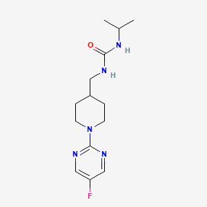 molecular formula C14H22FN5O B2635362 1-((1-(5-氟嘧啶-2-基)哌啶-4-基)甲基)-3-异丙基脲 CAS No. 2034381-46-7