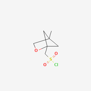 molecular formula C7H11ClO3S B2636624 (4-甲基-2-氧杂双环[2.1.1]己烷-1-基)甲磺酰氯 CAS No. 2241142-46-9