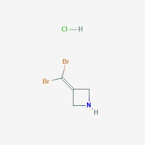 molecular formula C4H6Br2ClN B2636757 3-(二溴亚甲基)氮杂环丁烷；盐酸盐 CAS No. 2460749-51-1
