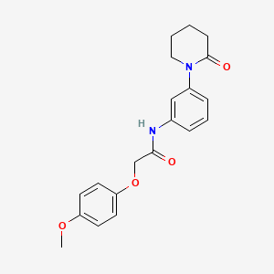 2-(4-methoxyphenoxy)-N-(3-(2-oxopiperidin-1-yl)phenyl)acetamide
