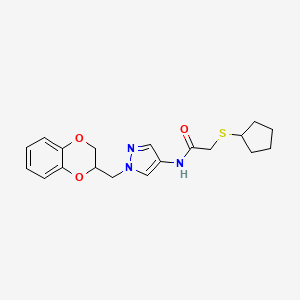 molecular formula C19H23N3O3S B2639410 2-(环戊基硫基)-N-(1-((2,3-二氢苯并[b][1,4]二氧杂环-2-基)甲基)-1H-吡唑-4-基)乙酰胺 CAS No. 1788677-60-0