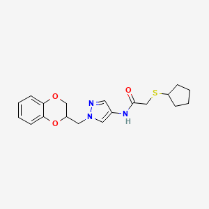 molecular formula C19H23N3O3S B2639410 2-(cyclopentylsulfanyl)-N-{1-[(2,3-dihydro-1,4-benzodioxin-2-yl)methyl]-1H-pyrazol-4-yl}acetamide CAS No. 1788677-60-0