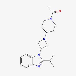 molecular formula C20H28N4O B2639751 1-[4-[3-(2-Propan-2-ylbenzimidazol-1-yl)azetidin-1-yl]piperidin-1-yl]ethanone CAS No. 2415584-30-2