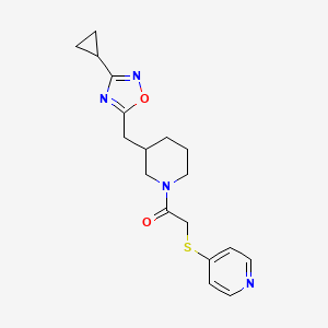 1-(3-((3-Cyclopropyl-1,2,4-oxadiazol-5-yl)methyl)piperidin-1-yl)-2-(pyridin-4-ylthio)ethanone