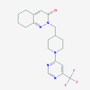 2-({1-[6-(Trifluoromethyl)pyrimidin-4-yl]piperidin-4-yl}methyl)-2,3,5,6,7,8-hexahydrocinnolin-3-one