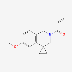 molecular formula C15H17NO2 B2643675 1-(6-Methoxyspiro[1,3-dihydroisoquinoline-4,1'-cyclopropane]-2-yl)prop-2-en-1-one CAS No. 2176843-78-8