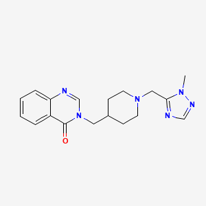 molecular formula C18H22N6O B2645185 3-[[1-[(2-Methyl-1,2,4-triazol-3-yl)methyl]piperidin-4-yl]methyl]quinazolin-4-one CAS No. 2380177-62-6
