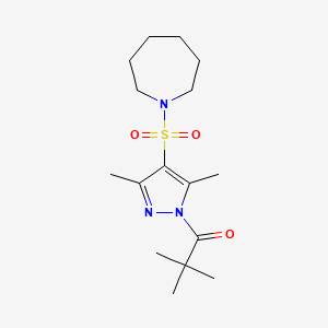 molecular formula C16H27N3O3S B2645291 1-{[1-(2,2-dimethylpropanoyl)-3,5-dimethyl-1H-pyrazol-4-yl]sulfonyl}azepane CAS No. 1007043-38-0