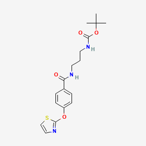 molecular formula C18H23N3O4S B2645486 叔丁基N-(3-{[4-(1,3-噻唑-2-氧基)苯基]甲酰胺}丙基)氨基甲酸酯 CAS No. 1904312-25-9