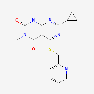 molecular formula C17H17N5O2S B2646227 7-Cyclopropyl-1,3-dimethyl-5-(pyridin-2-ylmethylsulfanyl)pyrimido[4,5-d]pyrimidine-2,4-dione CAS No. 863003-25-2