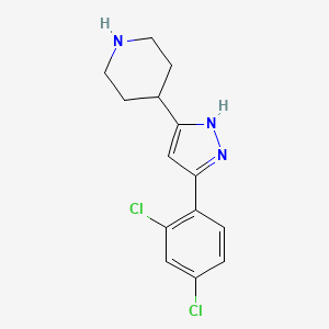 4-[3-(2,4-dichlorophenyl)-1H-pyrazol-5-yl]piperidine