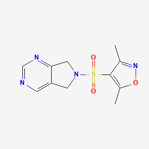 molecular formula C11H12N4O3S B2646980 4-((5H-pyrrolo[3,4-d]pyrimidin-6(7H)-yl)sulfonyl)-3,5-dimethylisoxazole CAS No. 1797639-54-3