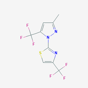 molecular formula C9H5F6N3S B2647535 2-[3-甲基-5-(三氟甲基)-1H-吡唑-1-基]-4-(三氟甲基)-1,3-噻唑 CAS No. 956964-72-0