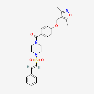 molecular formula C25H27N3O5S B2647628 [4-[(3,5-dimethyl-1,2-oxazol-4-yl)methoxy]phenyl]-[4-[(E)-2-phenylethenyl]sulfonylpiperazin-1-yl]methanone CAS No. 877226-87-4