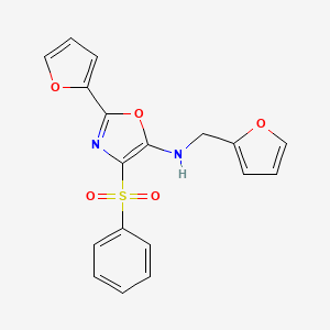 molecular formula C18H14N2O5S B2647882 2-(2-furyl)-N-(2-furylmethyl)-4-(phenylsulfonyl)-1,3-oxazol-5-amine CAS No. 823829-36-3