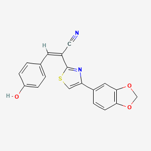 molecular formula C19H12N2O3S B2648025 (Z)-2-(4-(苯并[d][1,3]二氧杂环-5-基)噻唑-2-基)-3-(4-羟基苯基)丙烯腈 CAS No. 375835-79-3