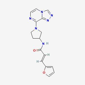 molecular formula C16H16N6O2 B2648401 (E)-N-(1-([1,2,4]三唑并[4,3-a]嘧啶-8-基)吡咯烷-3-基)-3-(呋喃-2-基)丙烯酰胺 CAS No. 2035022-14-9