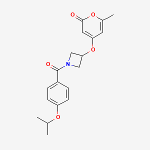 molecular formula C19H21NO5 B2648492 4-((1-(4-异丙氧基苯甲酰)氮杂环丁烷-3-基)氧基)-6-甲基-2H-吡喃-2-酮 CAS No. 2034309-97-0