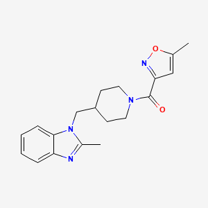 molecular formula C19H22N4O2 B2648585 (4-((2-methyl-1H-benzo[d]imidazol-1-yl)methyl)piperidin-1-yl)(5-methylisoxazol-3-yl)methanone CAS No. 1203186-68-8
