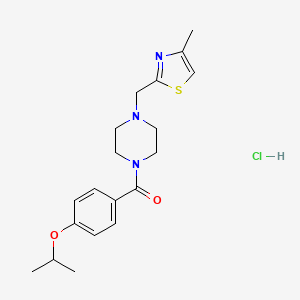 molecular formula C19H26ClN3O2S B2649098 (4-Isopropoxyphenyl)(4-((4-methylthiazol-2-yl)methyl)piperazin-1-yl)methanone hydrochloride CAS No. 1327208-93-4