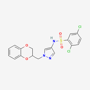 molecular formula C18H15Cl2N3O4S B2649296 2,5-dichloro-N-(1-((2,3-dihydrobenzo[b][1,4]dioxin-2-yl)methyl)-1H-pyrazol-4-yl)benzenesulfonamide CAS No. 1705190-16-4