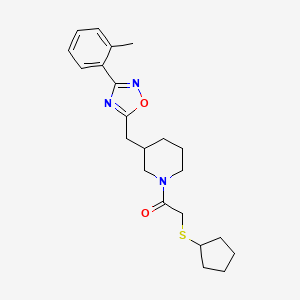 2-(Cyclopentylthio)-1-(3-((3-(o-tolyl)-1,2,4-oxadiazol-5-yl)methyl)piperidin-1-yl)ethanone