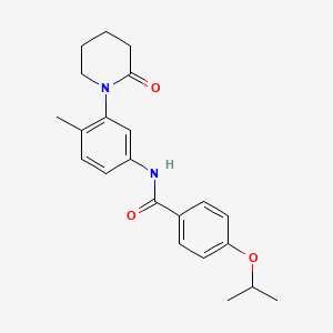 molecular formula C22H26N2O3 B2649908 4-isopropoxy-N-(4-methyl-3-(2-oxopiperidin-1-yl)phenyl)benzamide CAS No. 923083-09-4