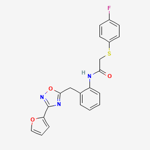 molecular formula C21H16FN3O3S B2650805 2-((4-fluorophenyl)thio)-N-(2-((3-(furan-2-yl)-1,2,4-oxadiazol-5-yl)methyl)phenyl)acetamide CAS No. 1797603-27-0