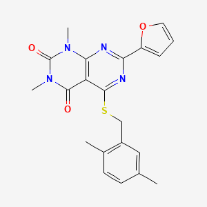 molecular formula C21H20N4O3S B2650835 5-((2,5-二甲苯甲基)硫代)-7-(呋喃-2-基)-1,3-二甲基嘧啶并[4,5-d]嘧啶-2,4(1H,3H)-二酮 CAS No. 863003-79-6