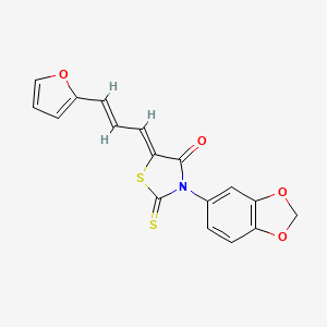 molecular formula C17H11NO4S2 B2650925 (Z)-3-(benzo[d][1,3]dioxol-5-yl)-5-((E)-3-(furan-2-yl)allylidene)-2-thioxothiazolidin-4-one CAS No. 848998-03-8