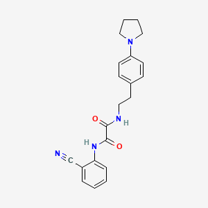 molecular formula C21H22N4O2 B2651178 N1-(2-氰基苯基)-N2-(4-(吡咯烷-1-基)苯乙基)草酰胺 CAS No. 954011-97-3