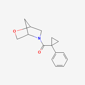 molecular formula C15H17NO2 B2651204 2-Oxa-5-azabicyclo[2.2.1]heptan-5-yl(1-phenylcyclopropyl)methanone CAS No. 2034454-72-1