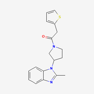 molecular formula C18H19N3OS B2651386 1-(3-(2-methyl-1H-benzo[d]imidazol-1-yl)pyrrolidin-1-yl)-2-(thiophen-2-yl)ethanone CAS No. 2034384-72-8