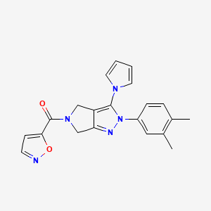molecular formula C21H19N5O2 B2652239 (2-(3,4-dimethylphenyl)-3-(1H-pyrrol-1-yl)pyrrolo[3,4-c]pyrazol-5(2H,4H,6H)-yl)(isoxazol-5-yl)methanone CAS No. 1286697-42-4