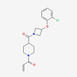 molecular formula C18H21ClN2O3 B2652281 1-[4-[3-(2-Chlorophenoxy)azetidine-1-carbonyl]piperidin-1-yl]prop-2-en-1-one CAS No. 2411247-84-0