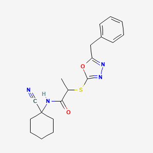 2-((5-Benzyl-1,3,4-oxadiazol-2-yl)thio)-N-(1-cyanocyclohexyl)propanamide