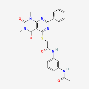 molecular formula C24H22N6O4S B2653073 N-(3-acetamidophenyl)-2-((6,8-dimethyl-5,7-dioxo-2-phenyl-5,6,7,8-tetrahydropyrimido[4,5-d]pyrimidin-4-yl)thio)acetamide CAS No. 872627-55-9