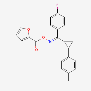 molecular formula C22H18FNO3 B2653850 2-{[({(4-Fluorophenyl)[2-(4-methylphenyl)cyclopropyl]methylene}amino)oxy]carbonyl}furan CAS No. 338749-06-7