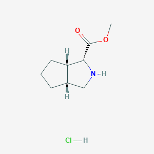 molecular formula C9H16ClNO2 B2654466 甲基(3R,3aS,6aR)-1,2,3,3a,4,5,6,6a-八氢环戊[c]吡咯-3-羧酸盐；盐酸盐 CAS No. 2247103-52-0